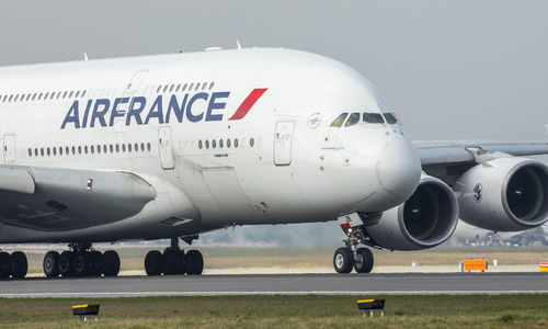 Letušky Air France: elegance od módních návrhářů Letušky Air France: elegance od módních návrhářů