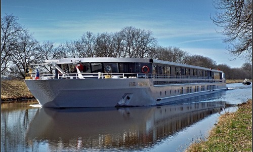 Jmenuje se Elbe Princesse neboli Labská princezna Jmenuje se Elbe Princesse neboli Labská princezna