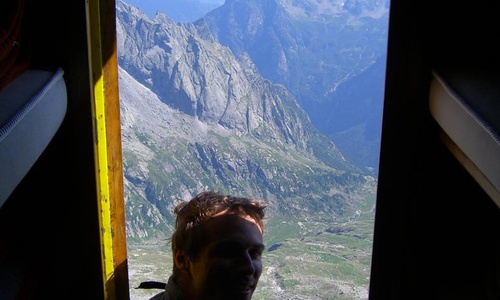 Šéfredaktor je vydavatel Šéfredaktor je vydavatel