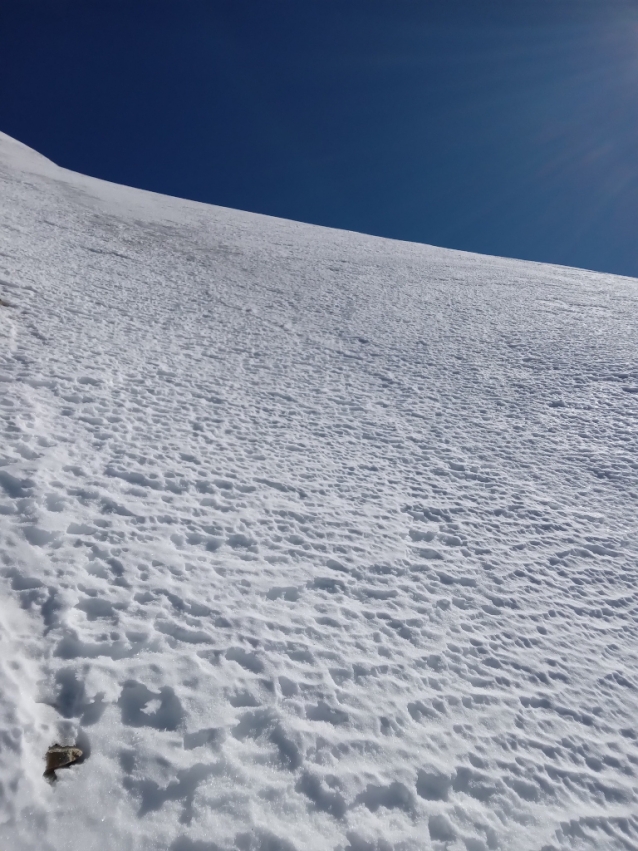 Sněhem pocukrovaná cesta Nollen na Mnicha