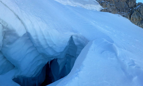 Dva Češi strhli další čtyři Čechy z Dachsteinu Dva Češi strhli další čtyři Čechy z Dachsteinu