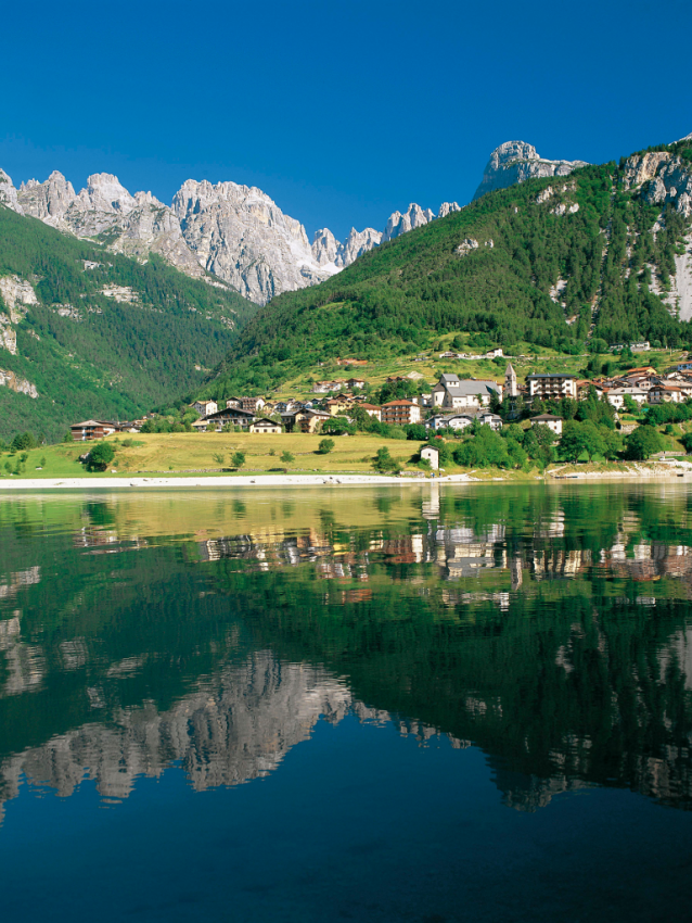 Nejlepší italské jezero Molveno