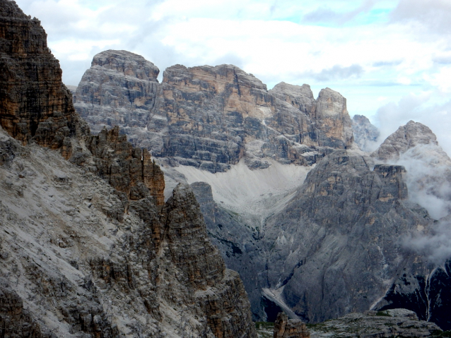 Jižní stěna Cima Ovest na Tre Cime di Lavaredo