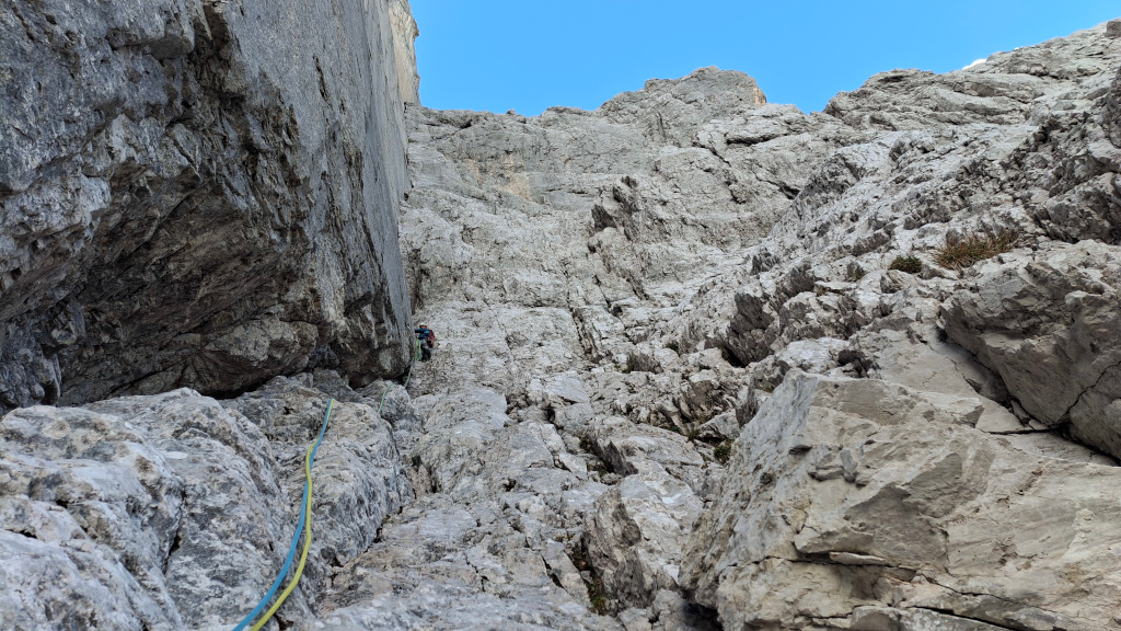 Riesenverschneidung, lehčí terén v dolní části výstupu.