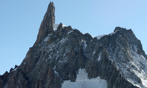 Obří zub Dent du Géant Obří zub Dent du Géant