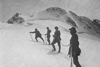 Jezuité alpinisté roku 1912 Jezuité alpinisté roku 1912