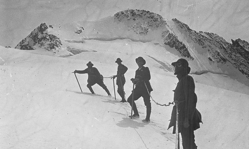 Jezuité alpinisté roku 1912