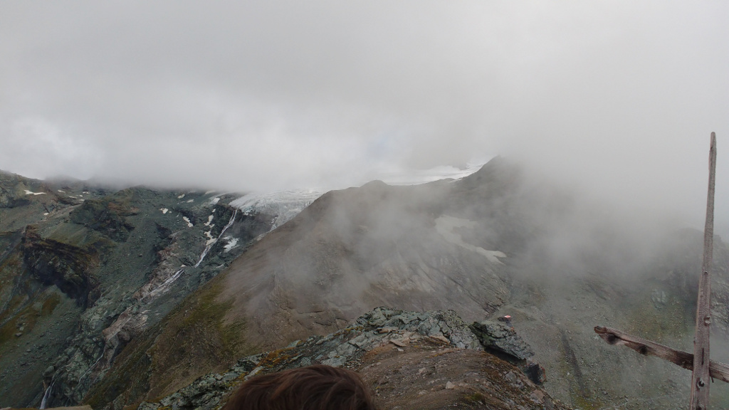 Ledovec Teischnitzkees při pohledu z vrcholu Fanotkogel.