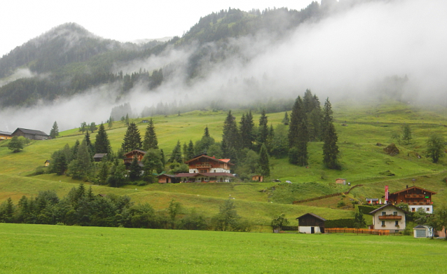 Pěší výlet do alpského údolí Grossarl