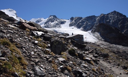 Výstup na chatu Domhütte Výstup na chatu Domhütte