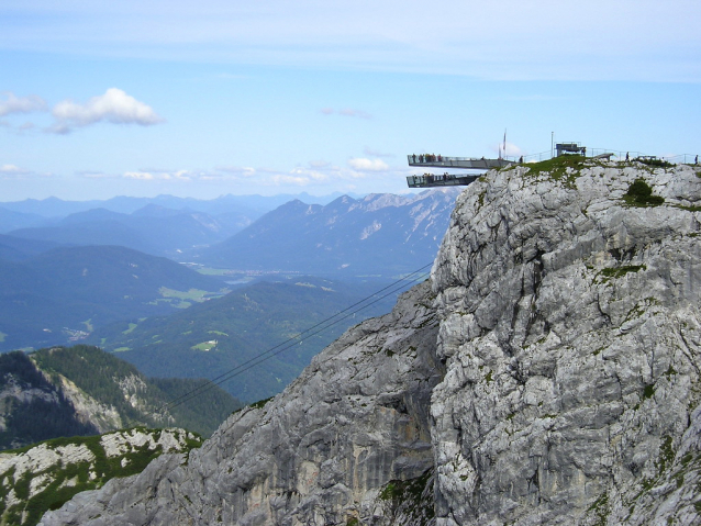 Severní hrana Höllentorkopf (5-) ve Wettersteinu