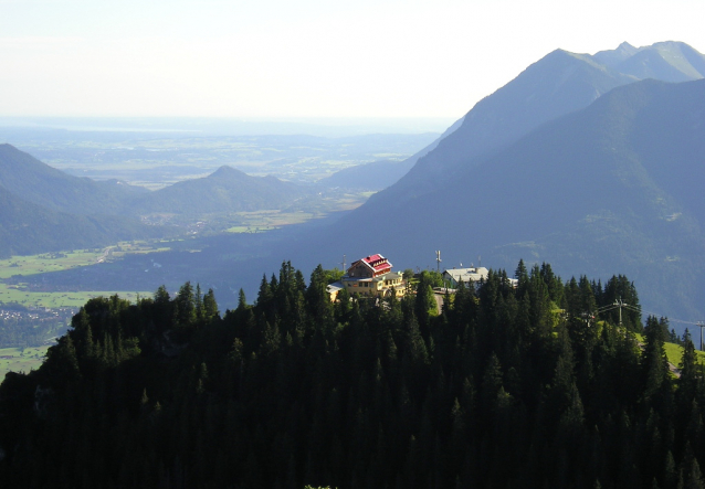 Severní hrana Höllentorkopf (5-) ve Wettersteinu