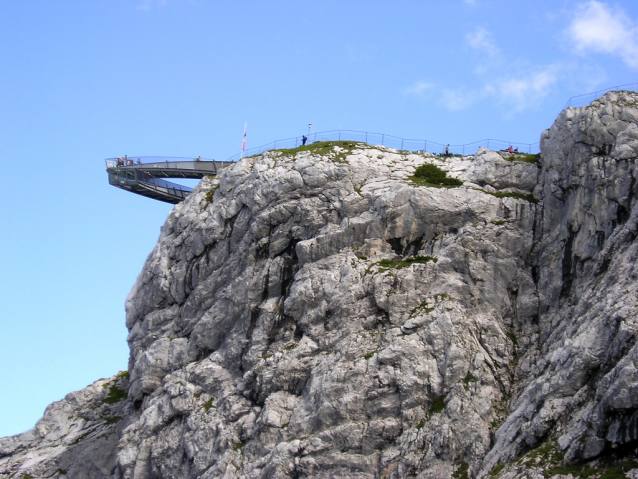 Severní hrana Höllentorkopf (5-) ve Wettersteinu