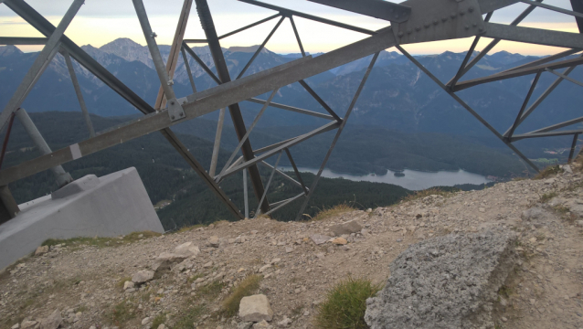 Wetterstoanerweg na Kaiserkopf ve Wettersteinu