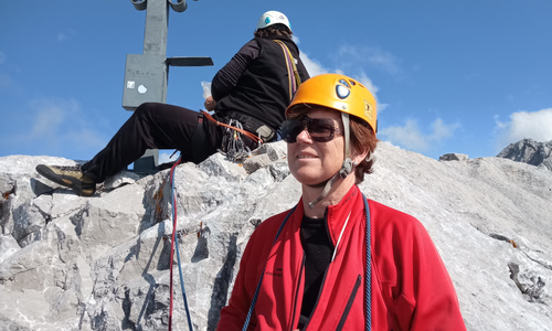 Singing Rock ušil nebezpečné sedáky Singing Rock ušil nebezpečné sedáky