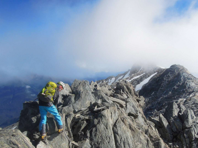 6 Climbing Routes: Mount Brewster (New Zealand)