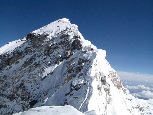 Mount Everest: nejvyšší hora světa (8850 m)