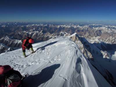 Maxut Zhumayev sets up the Kazakh Alpine Club