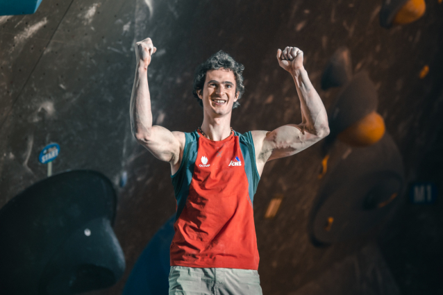 Adam Ondra ovládl boulderingový Světový pohár v Meiringenu