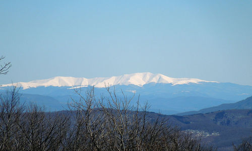 Železnice zase spojuje Ukrajinu s Rumunskem na trati Rachov - Valea Vișeului Železnice zase spojuje Ukrajinu s Rumunskem na trati Rachov - Valea Vișeului