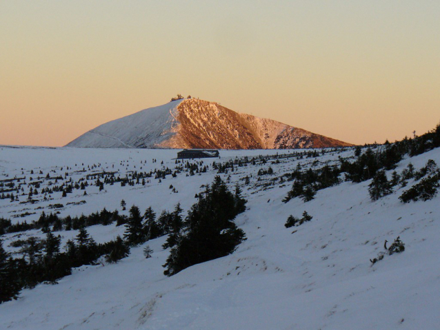 Sněžka (1603 m), nejvyšší česká hora