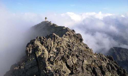 Tatry po hřebeni z Lomničáku dál