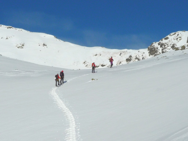 Skialpinistu bez pípáku zabila lavina nad Zbojnickou chatou