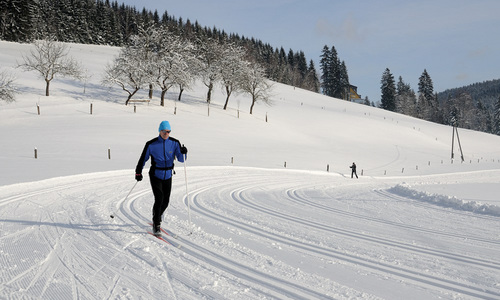 Ski areál Razula zahájil večerní lyžování