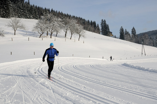 Ski areál Razula zahájil večerní lyžování