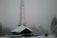 Krkonoše a Jeseníky vyhlašují lavinové nebezpečí Krkonoše a Jeseníky vyhlašují lavinové nebezpečí