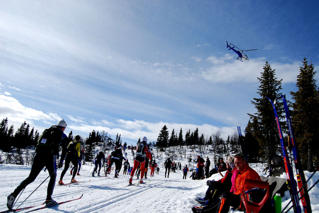 Birkebeinerrennet: běžky, kolo, běh