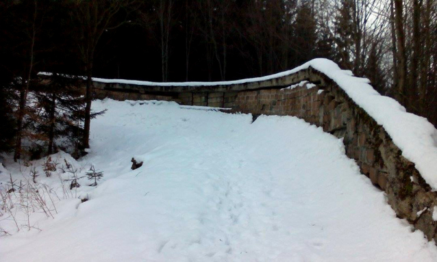 Lanovka a pět vleků na Tanvaldském Špičáku 