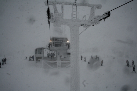 Bubu, vy oškliví snowboarďáci a lyžaři!