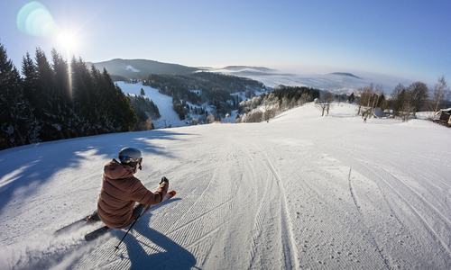 Rokytnice nad Jizerou dnes rozjíždí lyžařskou sezonu