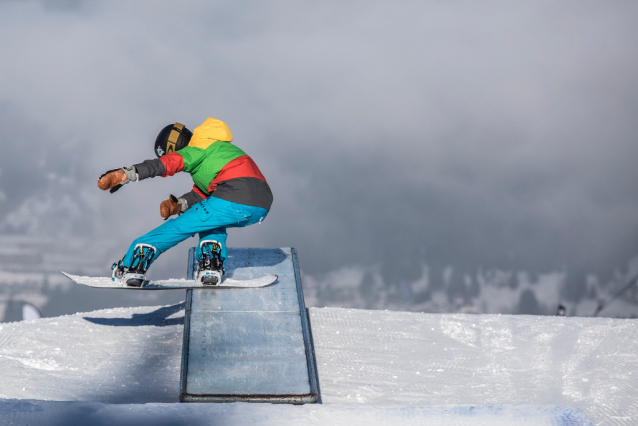 Světoví snowboardisté na Monínci poradí a ukáží 