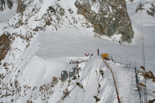 Courmayeur: závěje prašanu