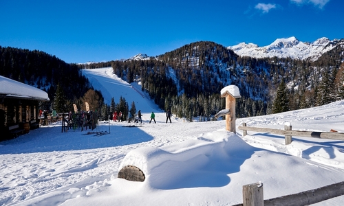 Mrtvola českého turisty v rozkladu se našla u italského Avia Mrtvola českého turisty v rozkladu se našla u italského Avia