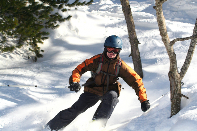 TEST Lyžařská a snowboardová helma Crivit Kalle