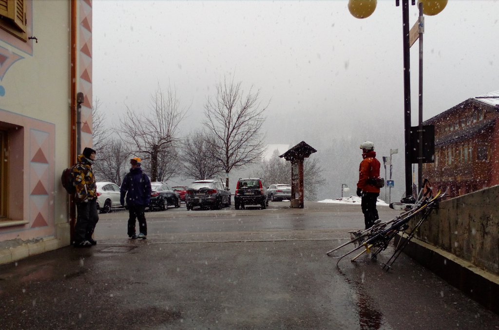 Mezzana. Když v Marillevě sněží, v údolí prší.