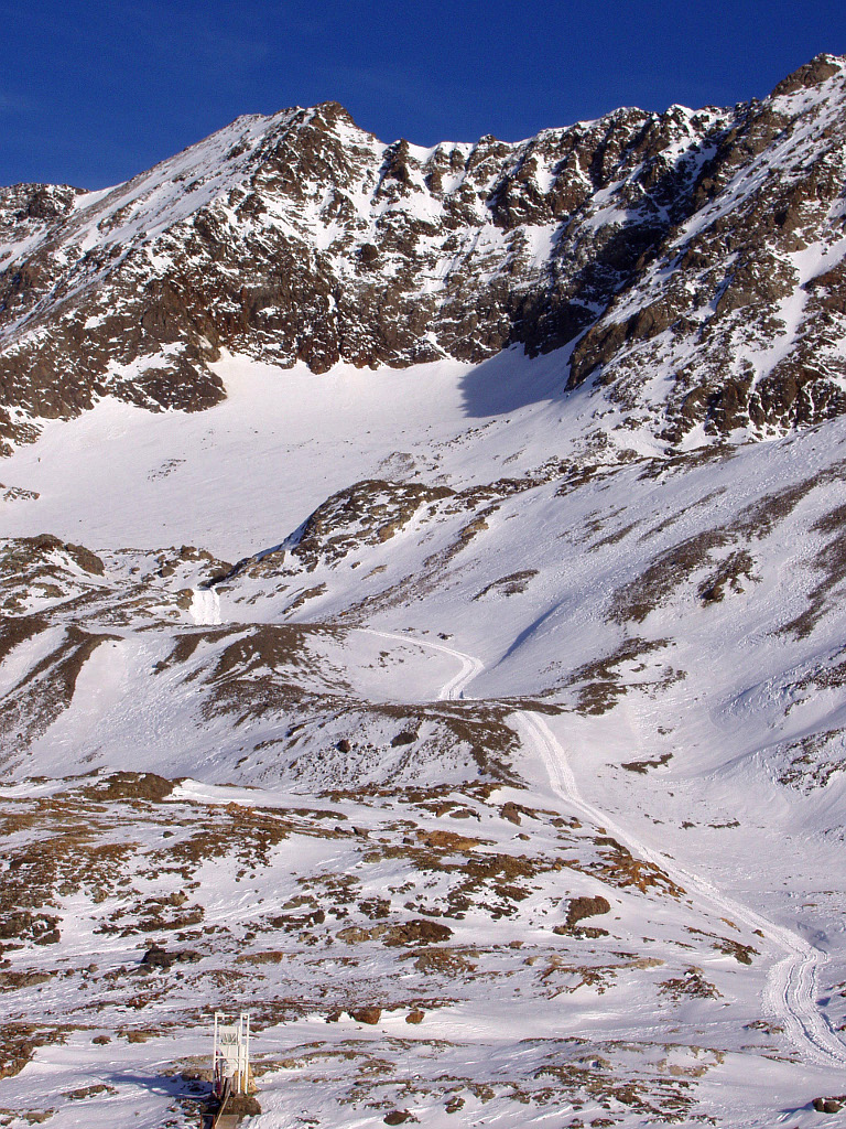 Alpe d´Huez, vysokohorská běžkařská turistická trasa.