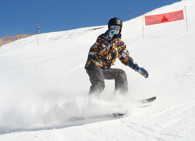 TEST Lyžařská a snowboardová helma Crivit Kalle