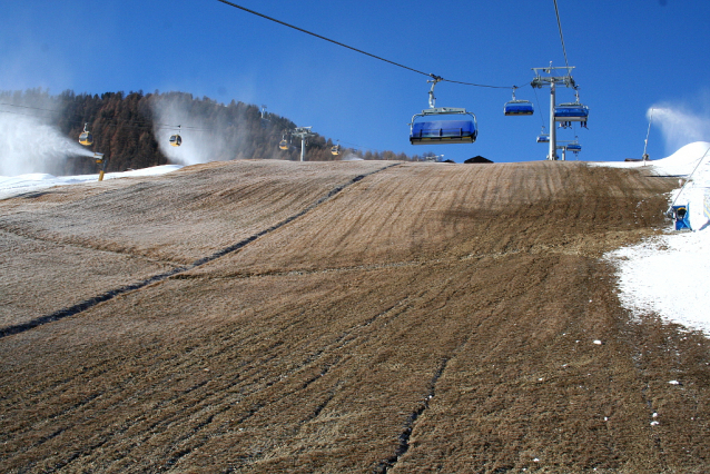 Livigno zatím lyžuje na umělém sněhu