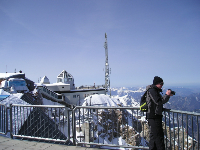 Zugspitze – lyžařský ledovec pro železniční fandy