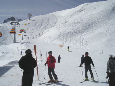 Zugspitze – lyžařský ledovec pro železniční fandy