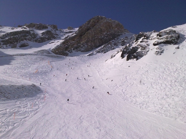 Obertauern lyžuje do května