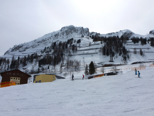 Obertauern lyžuje do května