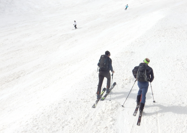 Obertauern lyžuje do května