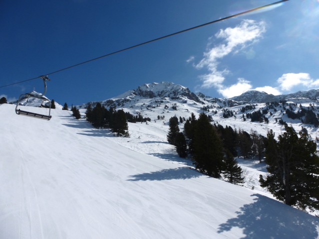 Obertauern lyžuje do května