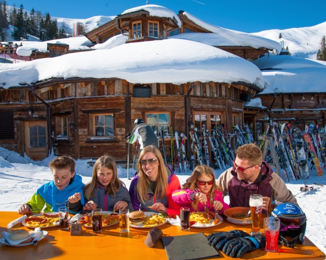 Großarl-Dorfgastein: lyže, sáňky a alpská idyla