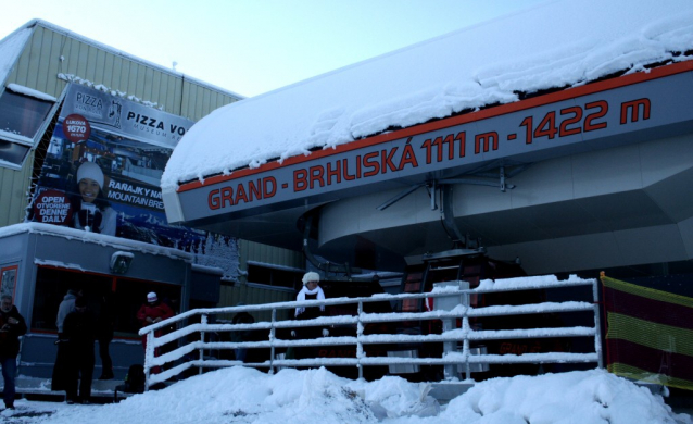 Oranžová lanovka na Chopku